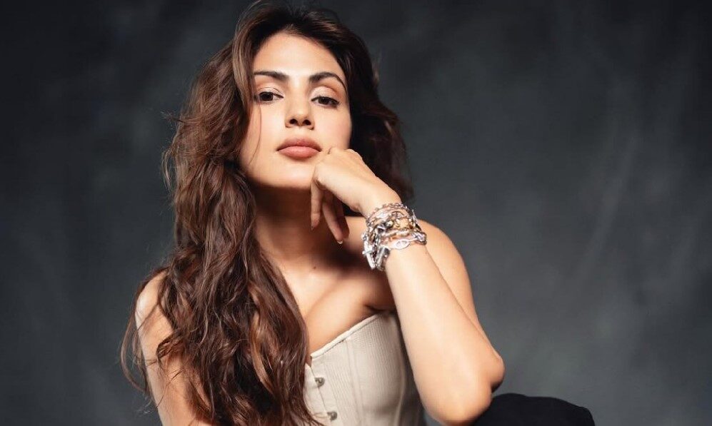 রিয়া চক্রবর্তী