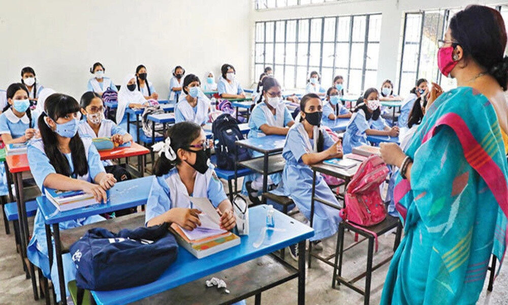 শিক্ষক নেতা আজিজী