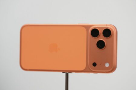 আইফোন ১৭ ডুয়াল ক্যাপচার