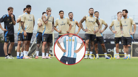 আর্জেন্টিনার হোম জার্সির নকশা