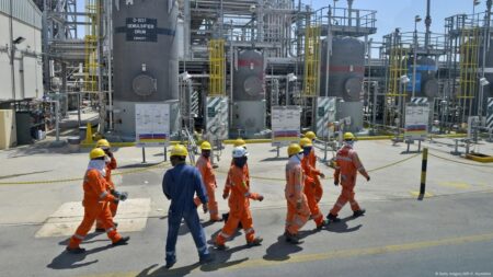 কাফালা ব্যবস্থা তুলে দিলো সৌদি, যে লাভ হলো বিদেশি শ্রমিকদের কাফালা ব্যবস্থা