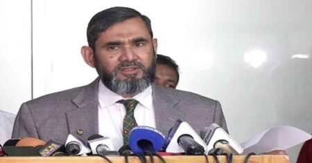 গত ১৬ বছরে আইনশৃঙ্খলা বাহিনী নির্বাচনে উপস্থিত থেকেও সঠিক ভূমিকা রাখতে পারেনি: ইসি সানাউল্লাহ খারাপ করার ভূমিকা