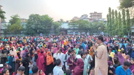 গণতন্ত্র ফিরে এসেছে