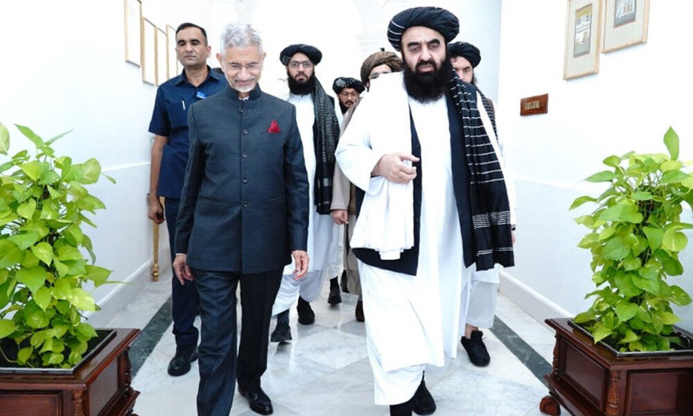 ঘনিষ্ঠ বন্ধু