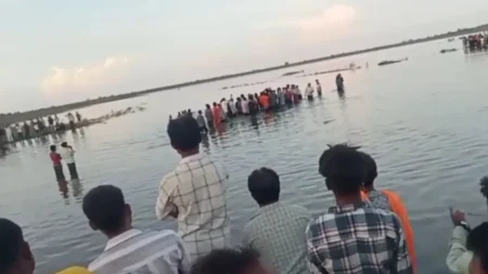 নিহত কমপক্ষে ১৩