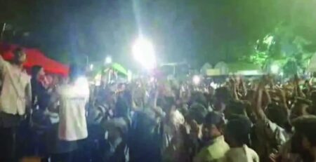 চাকসু নির্বাচনের ফলাফল কারচুপির অভিযোগে শাহবাগে ছাত্রদলের অবস্থান ফলাফল কারচুপি