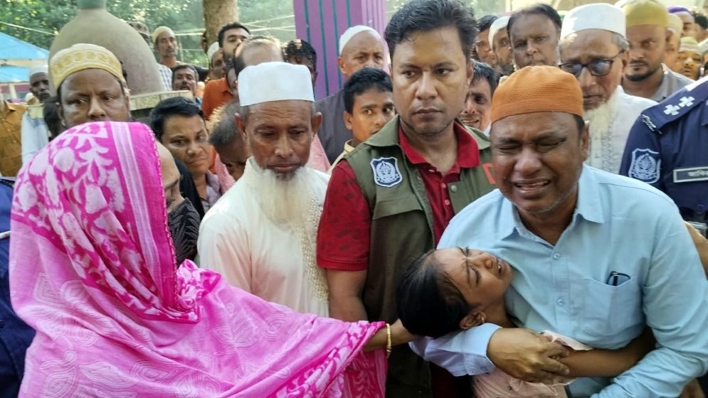 বাবার জানাজায়