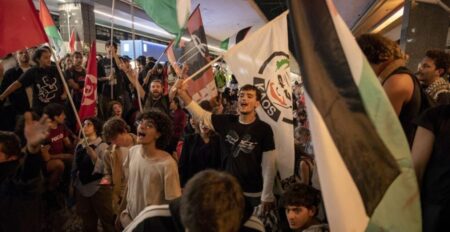 গ্লোবাল সুমুদ ফ্লোটিলায় হামলার প্রতিবাদে ইতালি, স্পেন, জার্মানি ও তুরস্কে বিক্ষোভ বিক্ষোভ