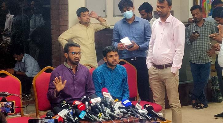 ভিন্নমত নিয়ে কামড়াকামড়ি