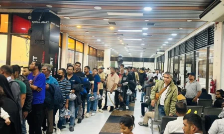 লিবিয়া থেকে দেশে ফিরলেন বাংলাদেশি