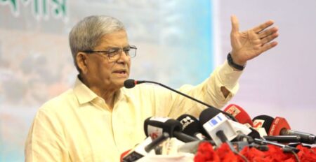 ‘দেশের নিম্নমানের শিক্ষা ব্যবস্থার জন্য আমরা রাজনীতিবিদরাই দায়ী’ শিক্ষা ব্যবস্থা