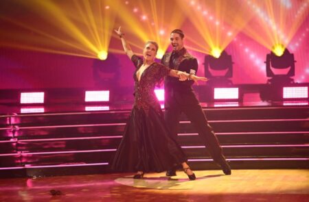 Elaine Hendrix & Alan Bersten