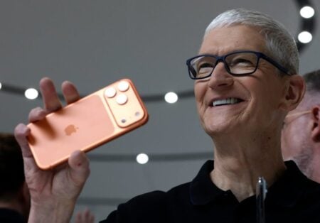 Tim Cook’s Apple CEO Exit Plan Takes Shape for 2026 Succession Tim Cook 2026 Exit