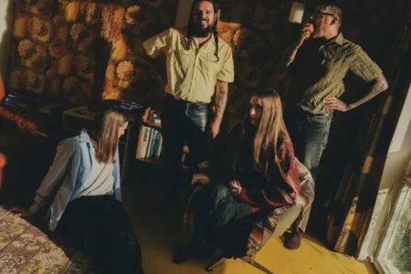 Dry Cleaning Unveils Hypnotic New Single “Cruise Ship Designer” Ahead of 2025 Album Dry Cleaning Unveils Hypnotic New Single "Cruise Ship Designer" Ahead of 2025 Album