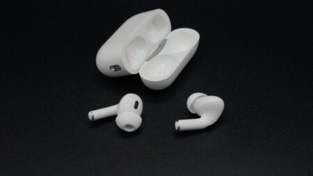 Apple AirPods Pro 3 Beta Firmware: What Users Need to Know AirPods Pro 3 Beta Firmware