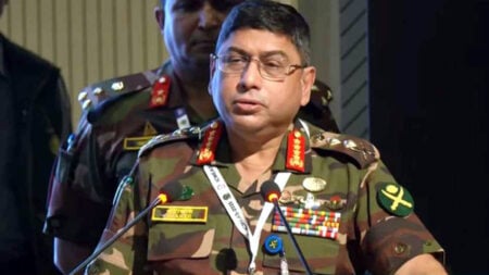 নারীদের বাদ দিয়ে উন্নয়নের চিন্তা করা ভুল : সেনাপ্রধান সেনাপ্রধান