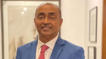 পদত্যাগ করে নির্বাচন করার ঘোষণা অ্যাটর্নি জেনারেলের Atorni