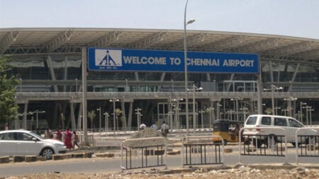 ভারতের দুই রাজ্যে রেড অ্যালার্ট, ৪৭টি ফ্লাইট বাতিল Biman Bondor