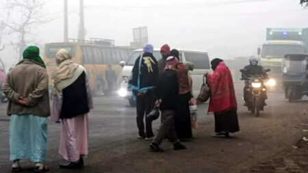 ঢাকায় নামছে তাপমাত্রা, রাত থেকেই বইবে হালকা শীতের আমেজ Dhaka