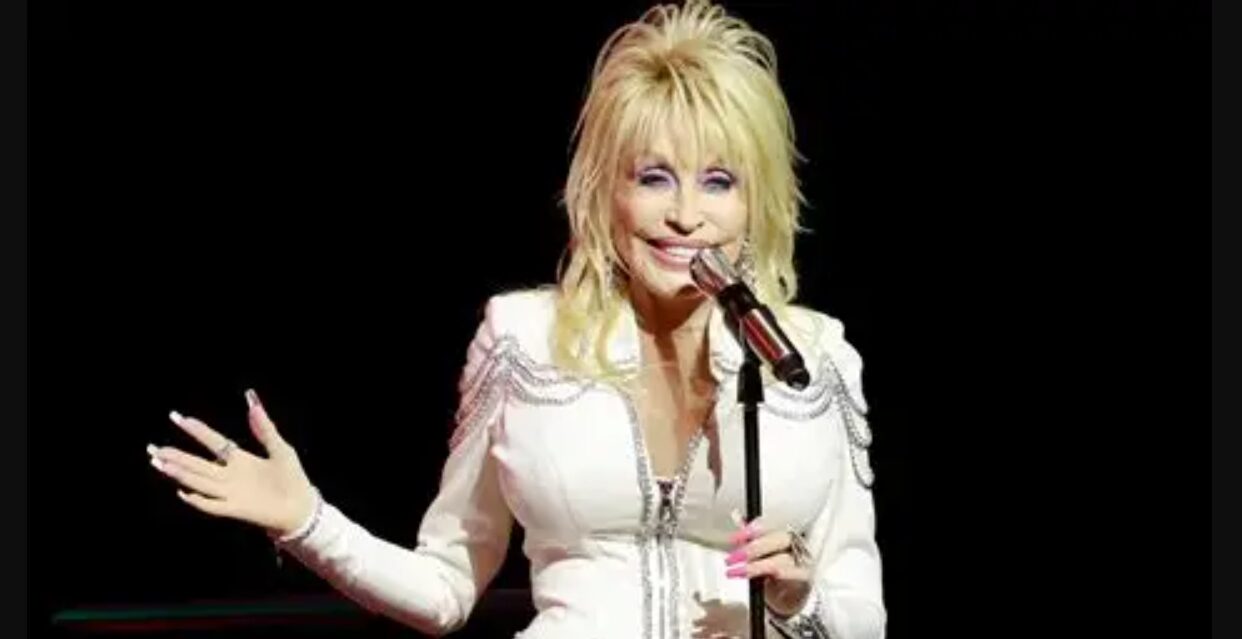 Dolly Parton Shares Thanksgiving Blessings Amid Health Concerns Dolly Parton