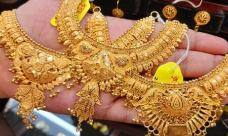 সোনার দাম আবার বাড়লো, ভরিতে যত টাকা Gold