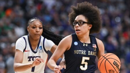 Gonzaga vs Indiana halftime