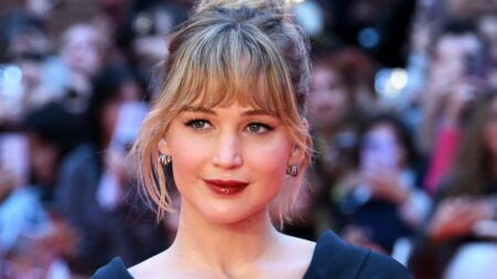 Jennifer Lawrence Recalls Rare Link to Robert Pattinsons Twilight Jennifer Lawrence Twilight Audition