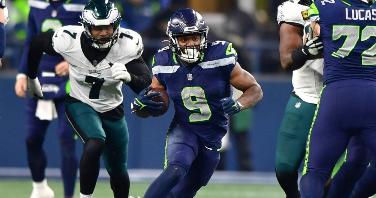 Seahawks’ Kenneth Walker III Cleared to Face Vikings, Expected to Lead Ground Game Kenneth Walker