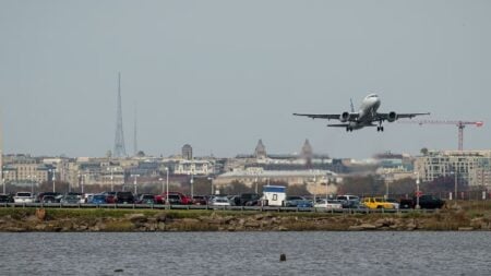 Major Airlines Halt Venezuela Flights Following FAA Security Alert Major Airlines Halt Venezuela Flights Following FAA Security Alert