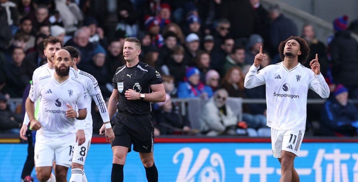 Manchester United Face Critical Crystal Palace Test After Everton Defeat Manchester United