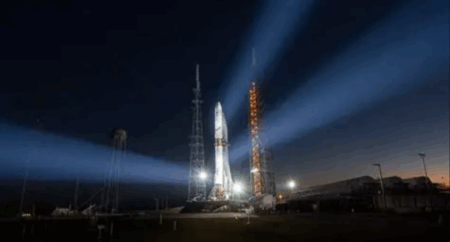 Blue Origin’s New Glenn Mars Mission Delayed by Florida Weather and System Glitch New Glenn launch