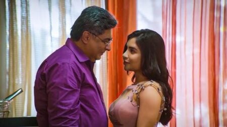 সীমাহীন জনপ্রিয়তা অর্জন করলো এই ওয়েব সিরিজ, দর্শকদের মধ্যে উচ্ছ্বাস Hindi Web Series