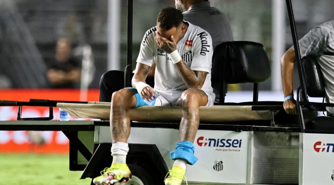 Neymar’s 2025 Season Plagued by Injuries and Poor Form Neymar