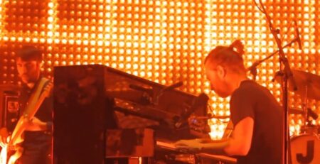 Radiohead Reunion Tour Stuns London Crowd With Rare ‘Like Spinning Plates’ Performance Radiohead reunion tour