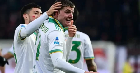 Roma's Commanding Victory Propels Them to Top of Serie A Table