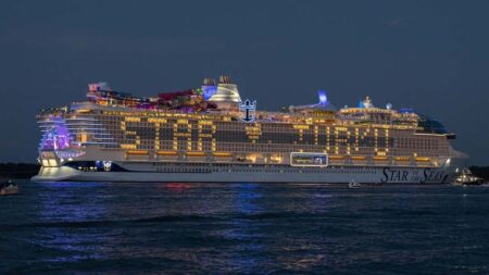 Samsung Powers World’s Largest Cruise Ship with 6,000 Displays Samsung