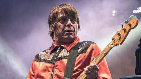 Stone Roses Bassist Gary ‘Mani’ Mounfield Dies at 63 Stone Roses bassist Gary Mani Mounfield dies