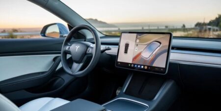 Tesla Apple CarPlay