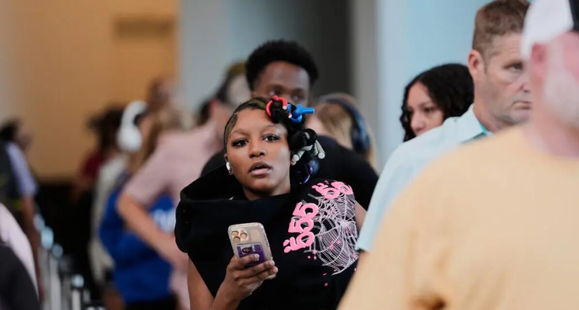 Thanksgiving travel chaos