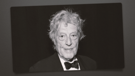 Tom Stoppard, Celebrated Playwright of ‘Rosencrantz and Guildenstern Are Dead,’ Dies at 88 Tom Stoppard, Celebrated Playwright of 'Rosencrantz and Guildenstern Are Dead,' Dies at 88