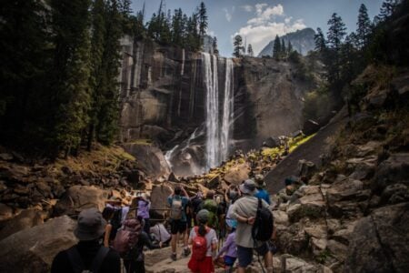 US National Parks Introduce $100 Fee for Foreign Visitors in ‘America-First’ Policy Shift US National Parks Introduce $100 Fee for Foreign Visitors in 'America-First' Policy Shift