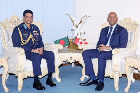 কানাডার হাইকমিশনারের সাক্ষাৎ