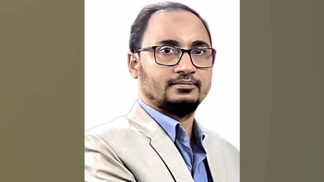 জেলা প্রশাসক আশেক হাসান