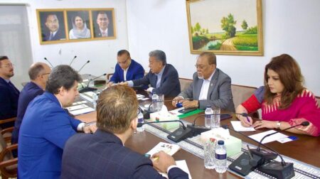 আইএমএফের প্রতিনিধি