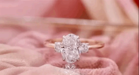 RAYE Reveals Her Dream Engagement Ring: Rubies and Emeralds Over Diamonds dream engagement ring