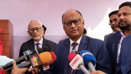 দুদক চেয়ারম্যান