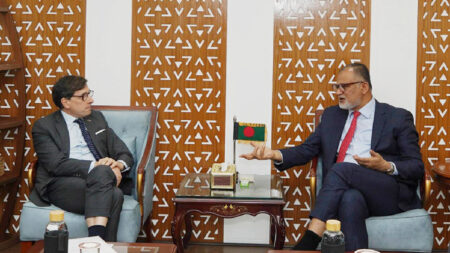 ফ্রান্সের রাষ্ট্রদূতের বৈঠক