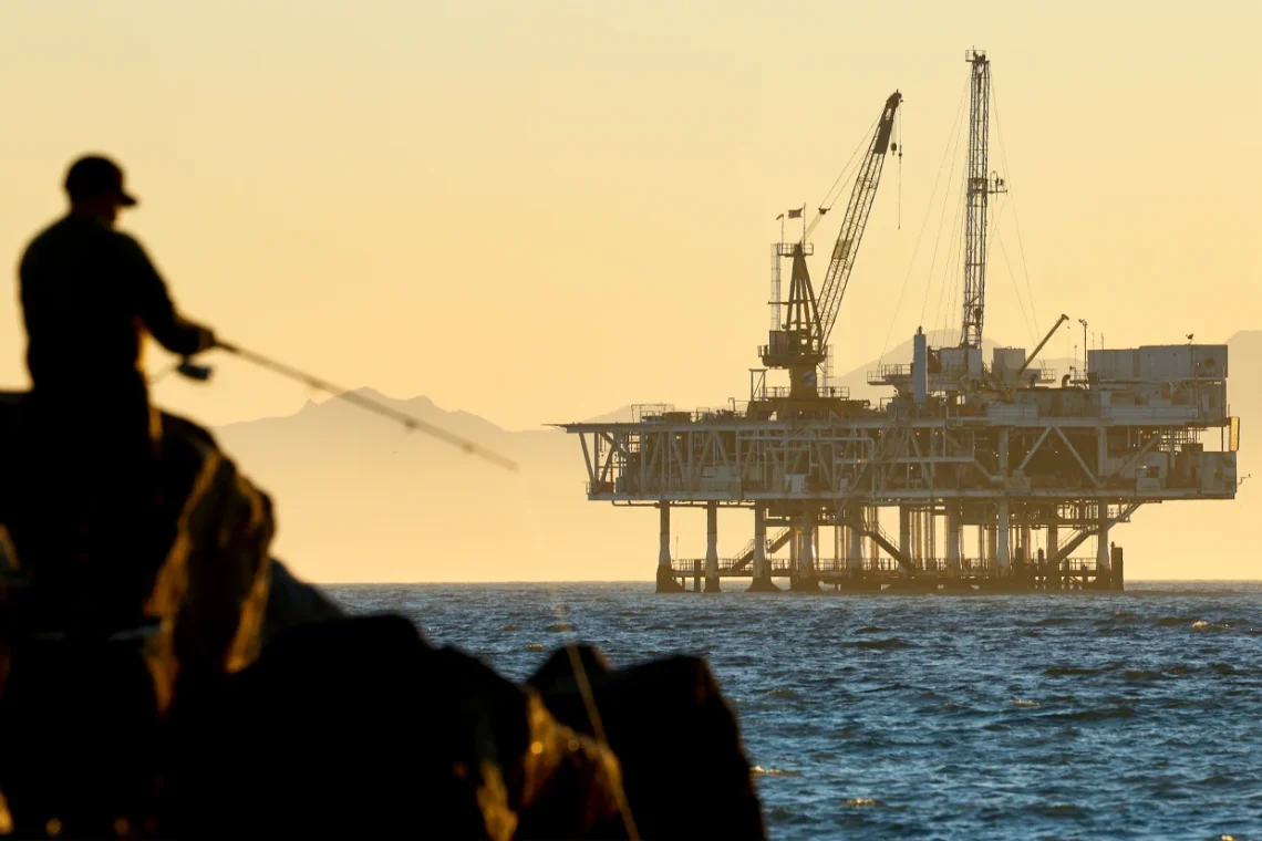 Trump Administration Expands Offshore Drilling in California, Florida