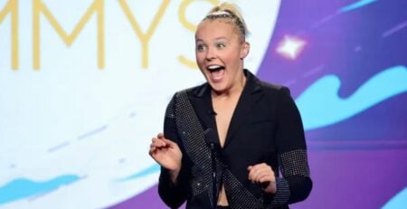 JoJo Siwa Hospitalized for Ovarian Cyst Scare Before Mall Performance ovarian cyst