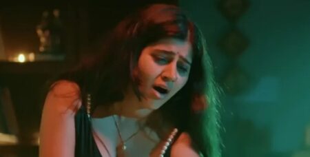 রিলিজ হল ঘাম ঝরানোর নতুন ওয়েব সিরিজ, ভুলেও কারও সামনে দেখবেন না web series